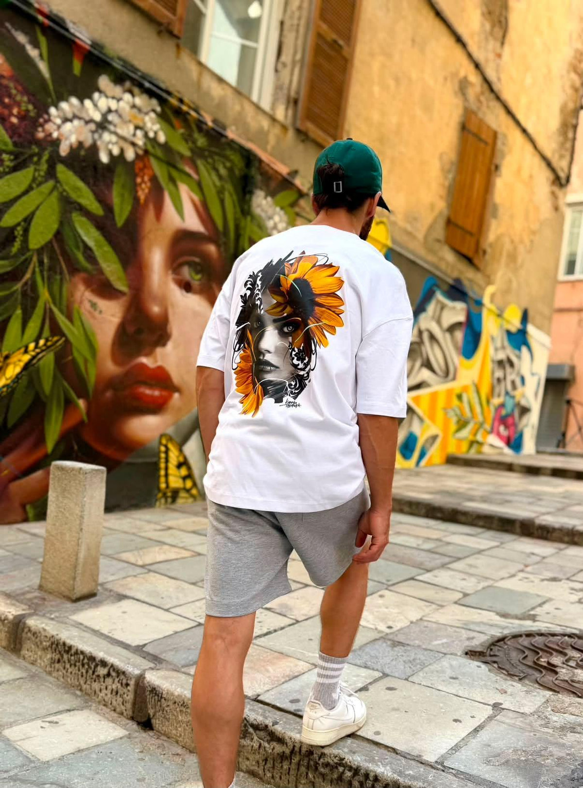 KARMATHEORA OVERSIZE  artiste